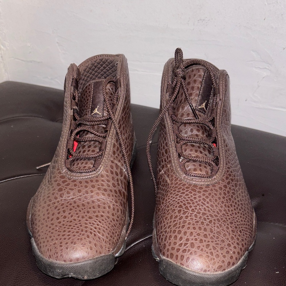 Jordan Brown Textured Chukka Boots